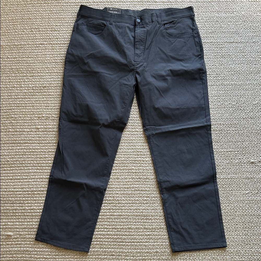 Men's Dark Grey Jean-Style Performance Pant
